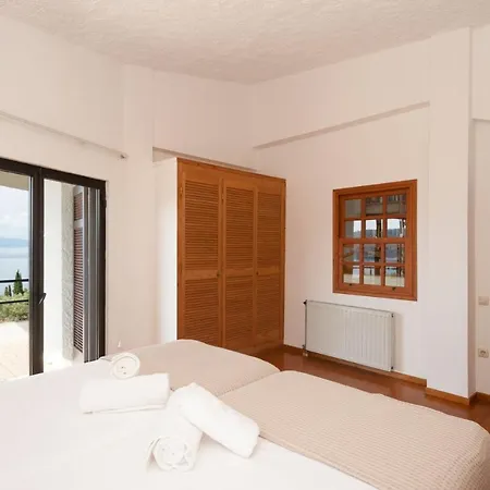 Villa Orea Elena Seaview Avía
