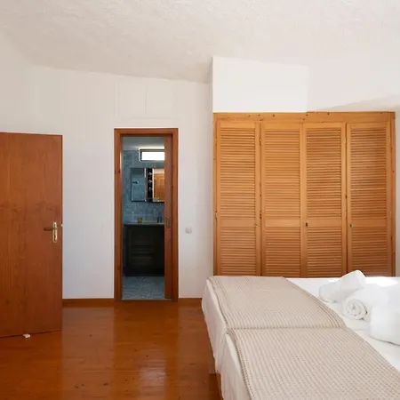 Orea Elena Seaview Villa *